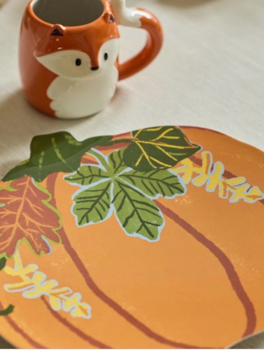 Celebrate Together™ Fall Figural Pumpkin Plate/Melamine /9.5"L x 9.25"W x 0.87"H